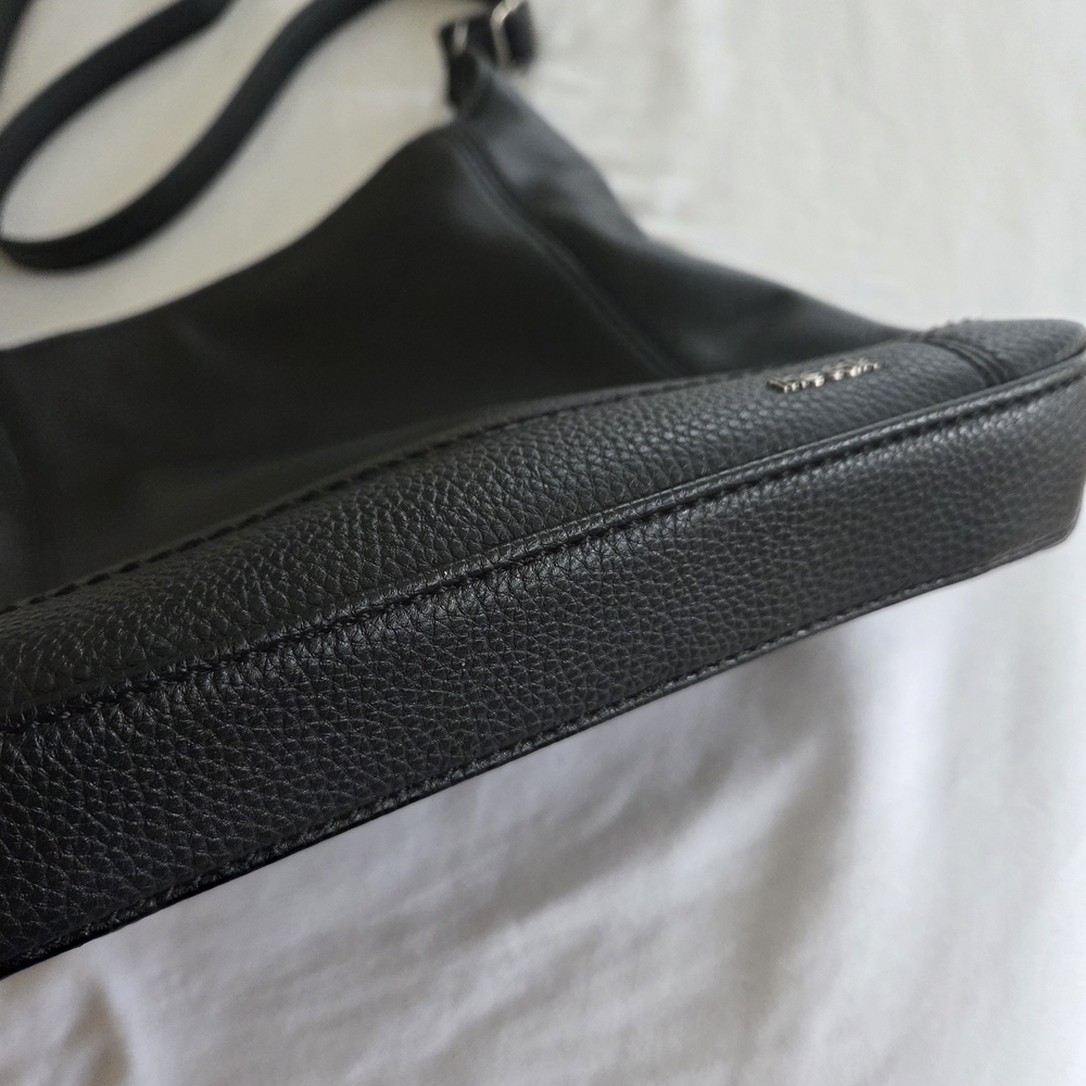 The Sak Women's De Young Small Leather Crossbody Bag - Picture 5 of 12